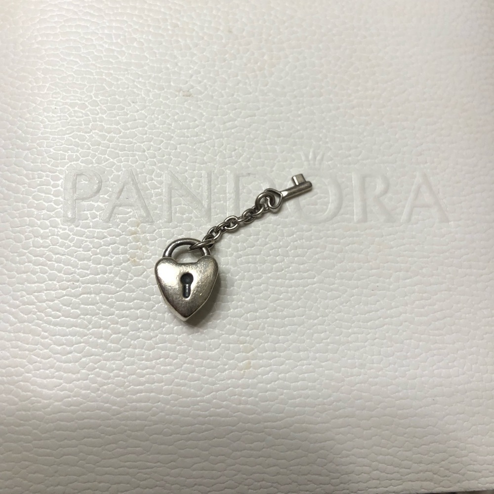 Pandora charm heart with key